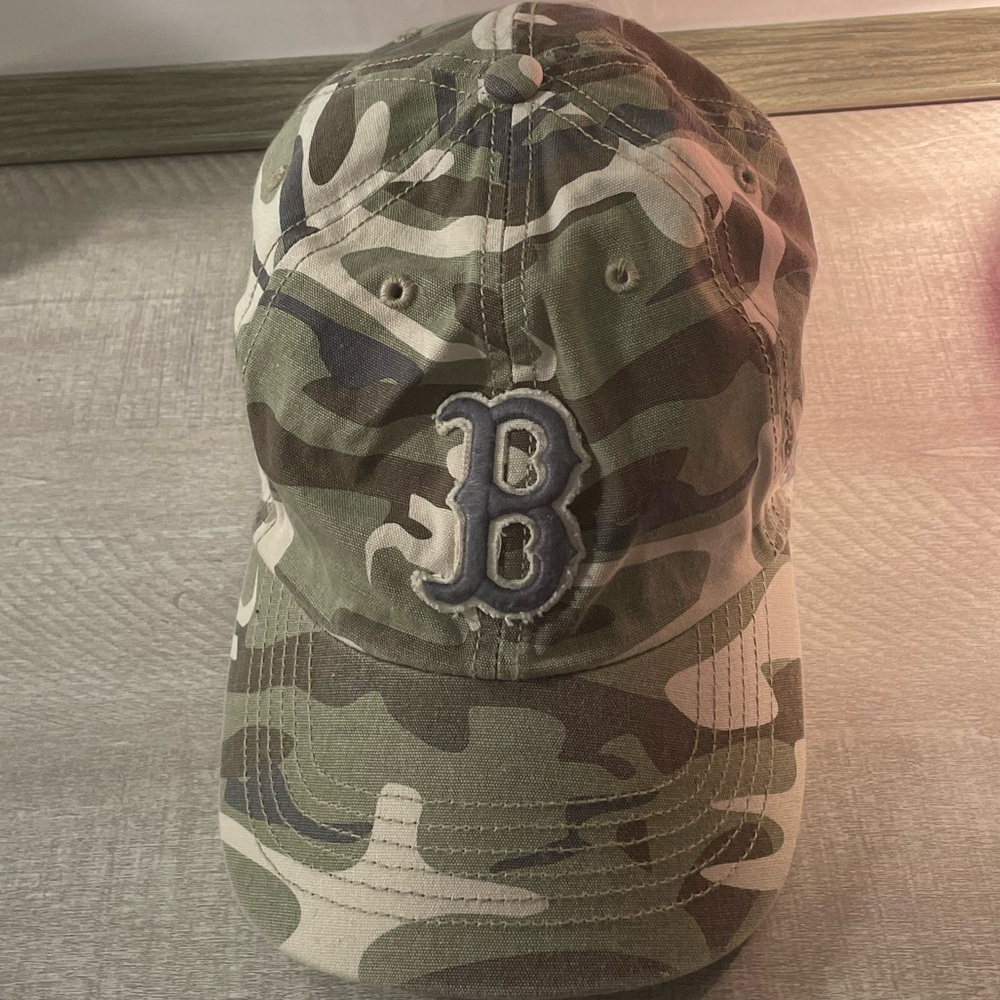 Camo Women’s Red Sox Hat